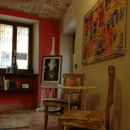 Casa Asso Di Coppe B&B Alba  Ngoại thất bức ảnh