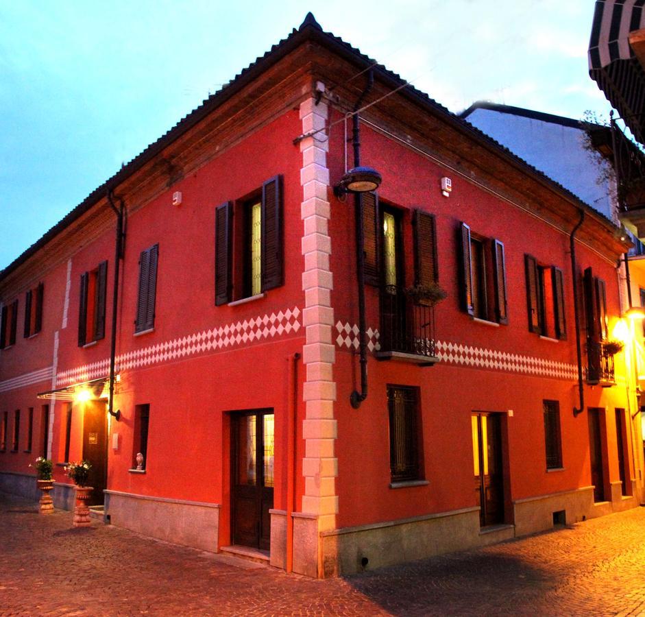 Casa Asso Di Coppe B&B Alba  Ngoại thất bức ảnh