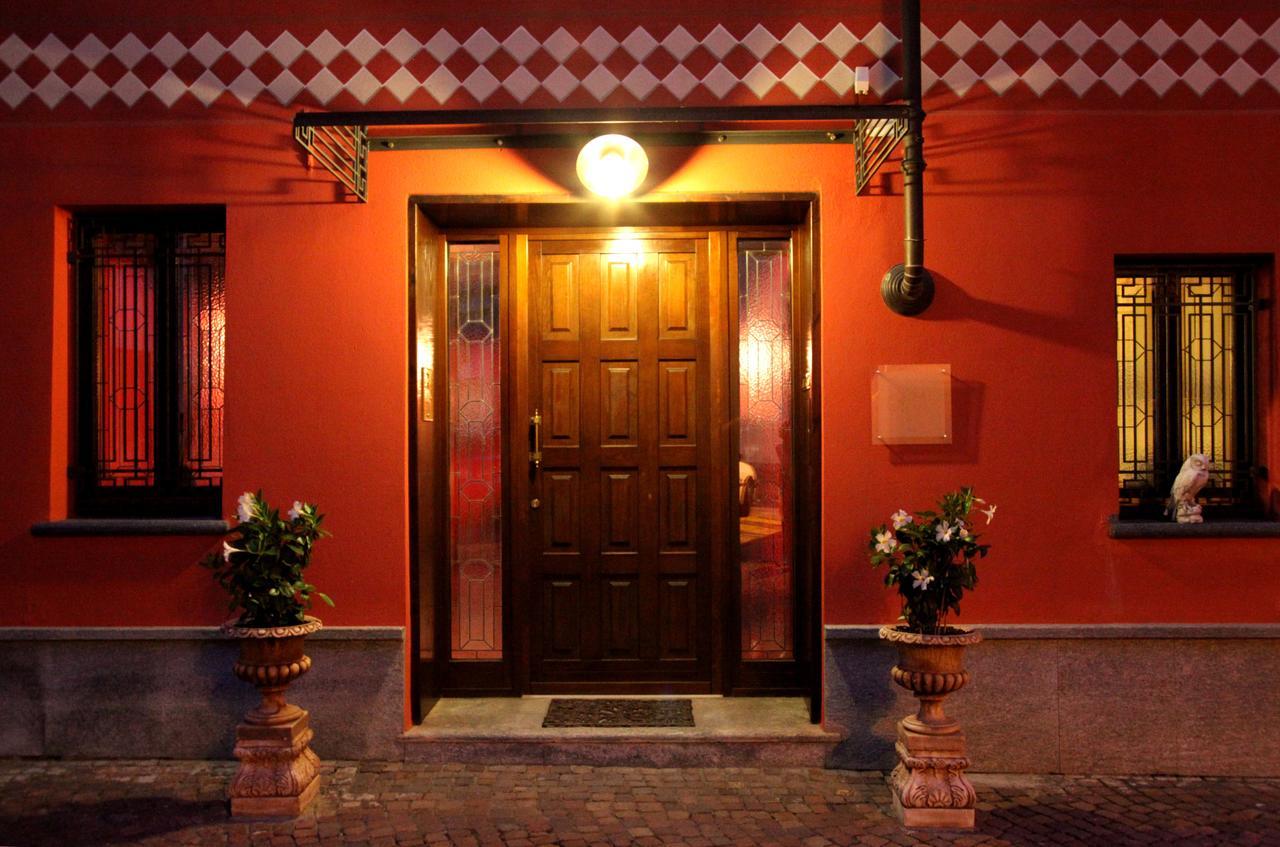 Casa Asso Di Coppe B&B Alba  Ngoại thất bức ảnh