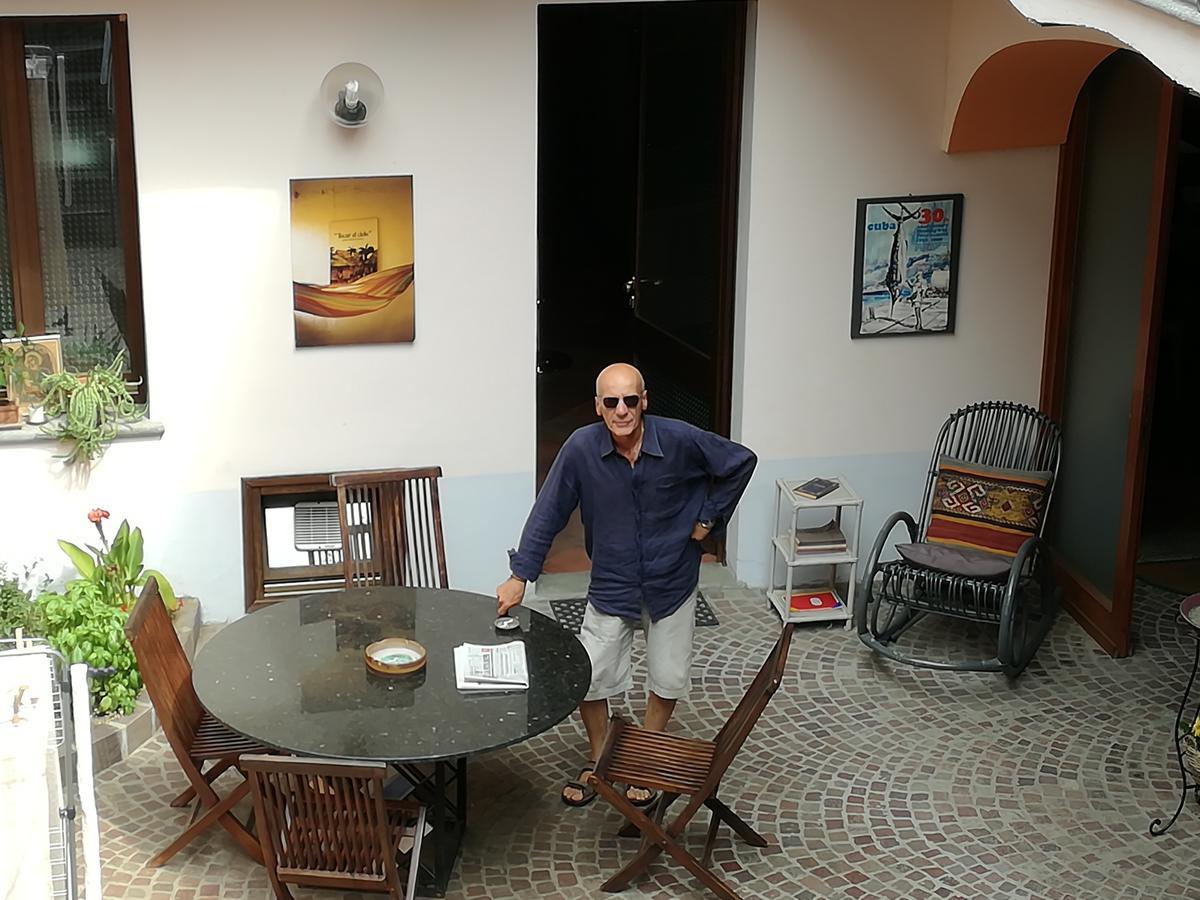 Casa Asso Di Coppe B&B Alba  Ngoại thất bức ảnh